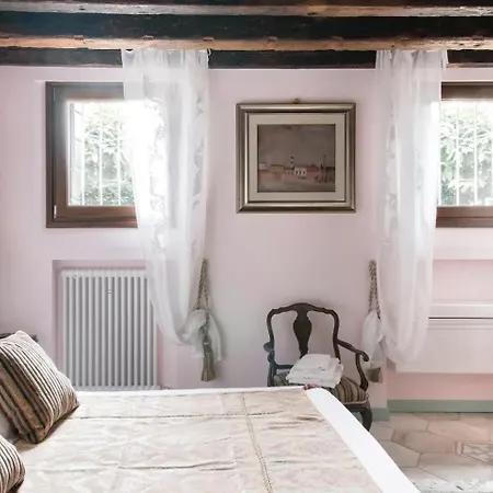 Biennale, Corte Dell' Angelo, Casa Romantica