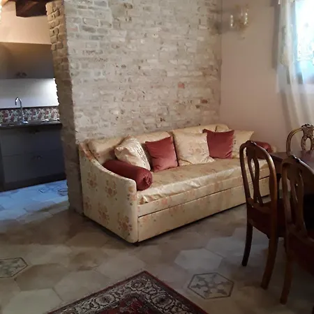 Corte Dell' Angelo, Casa Romantica Vicino La Biennale Appartement Venetië